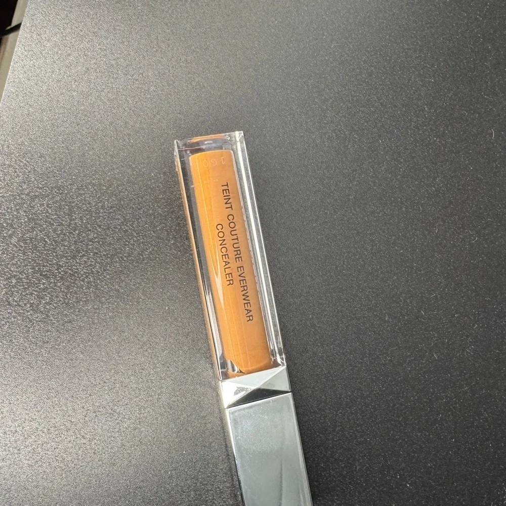 Givenchy Full Size Concealer BRAND NEW Shade 42